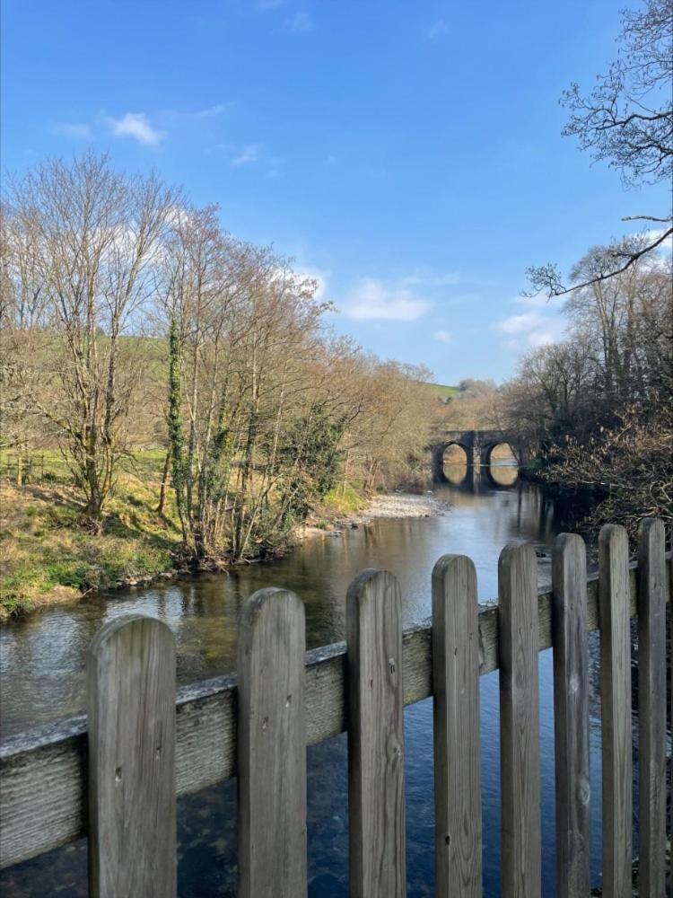 The Abbey Inn بكفاستلاي المظهر الخارجي الصورة