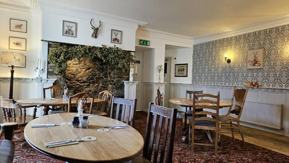 The Abbey Inn بكفاستلاي المظهر الخارجي الصورة